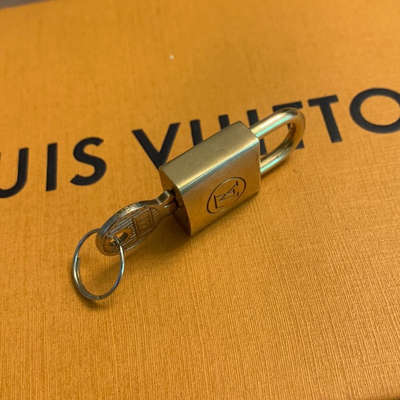 Louis Vuitton Accessories - Louis Vuitton key and lock #220 vintage